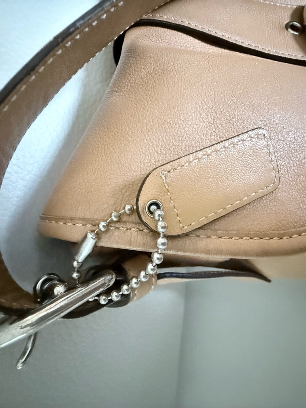 Coach Tan Leather Crossbody with Silver hardware. - Picture 9 of 12